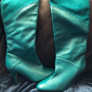 Seychelles turqoise leather boots with heels- used